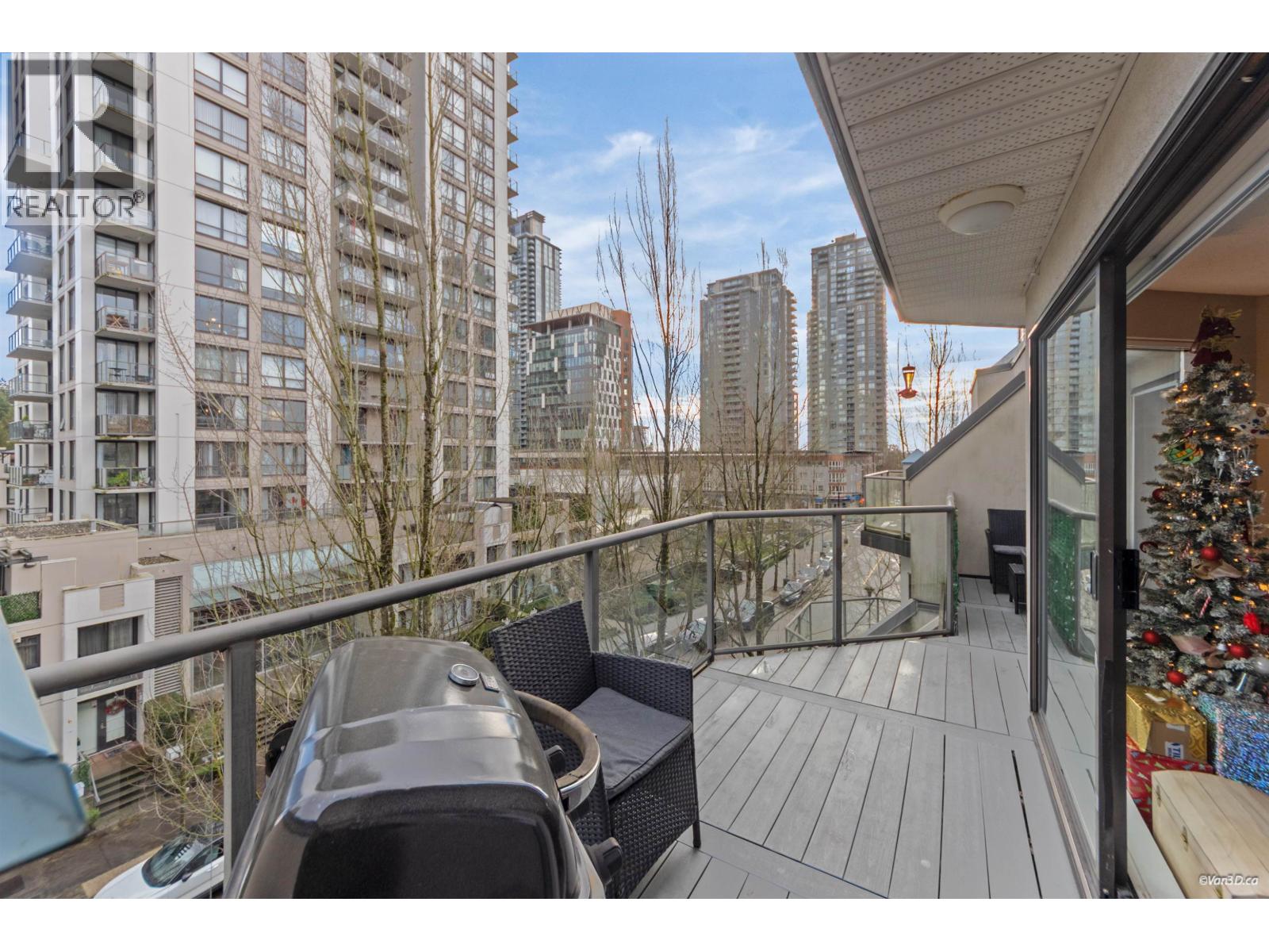 415 2978 Burlington Drive, Coquitlam, British Columbia  V3B 7S6 - Photo 1 - R3072908