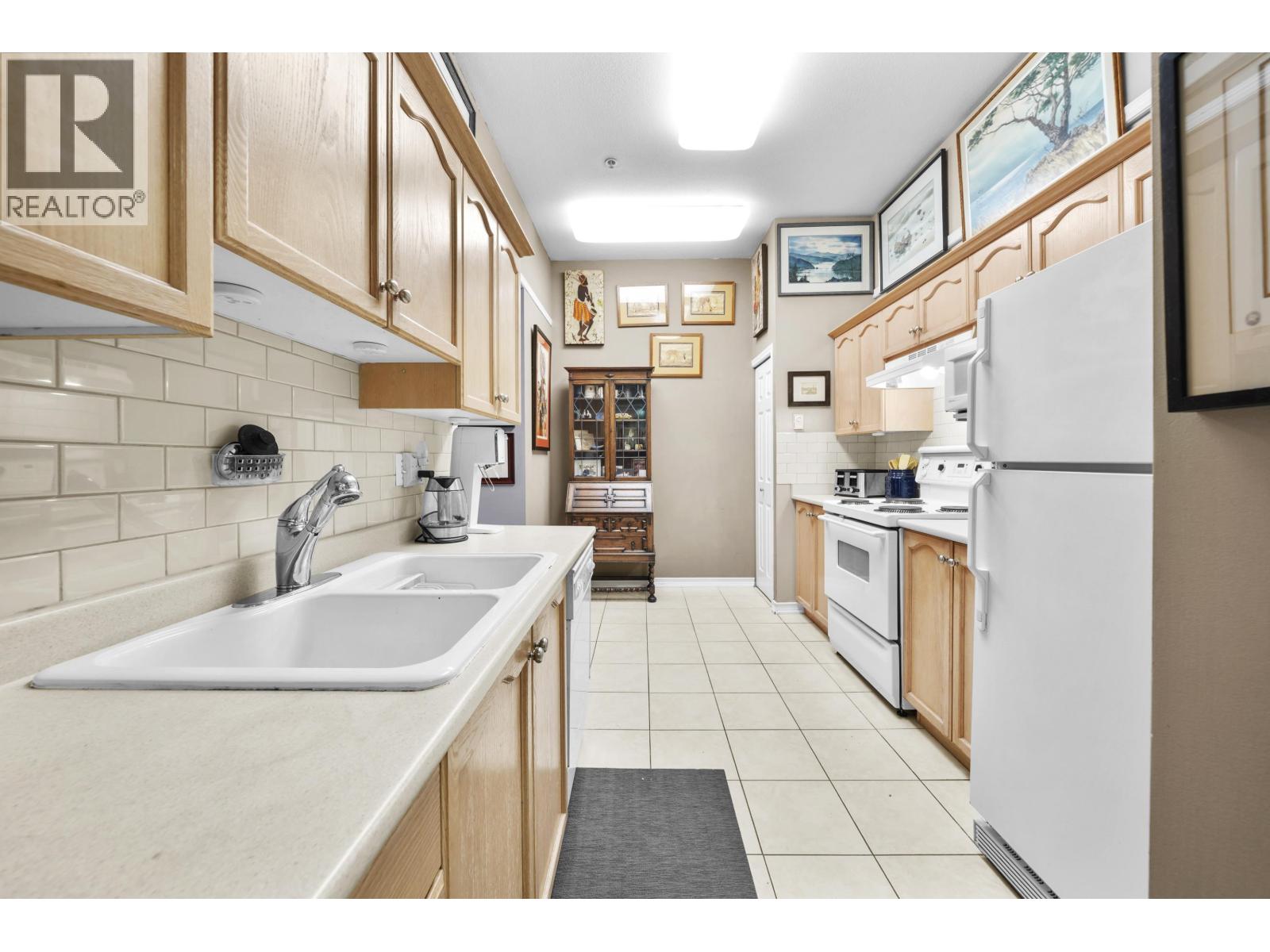 408 301 Maude Road, Port Moody, British Columbia  V3H 5B1 - Photo 9 - R3072911