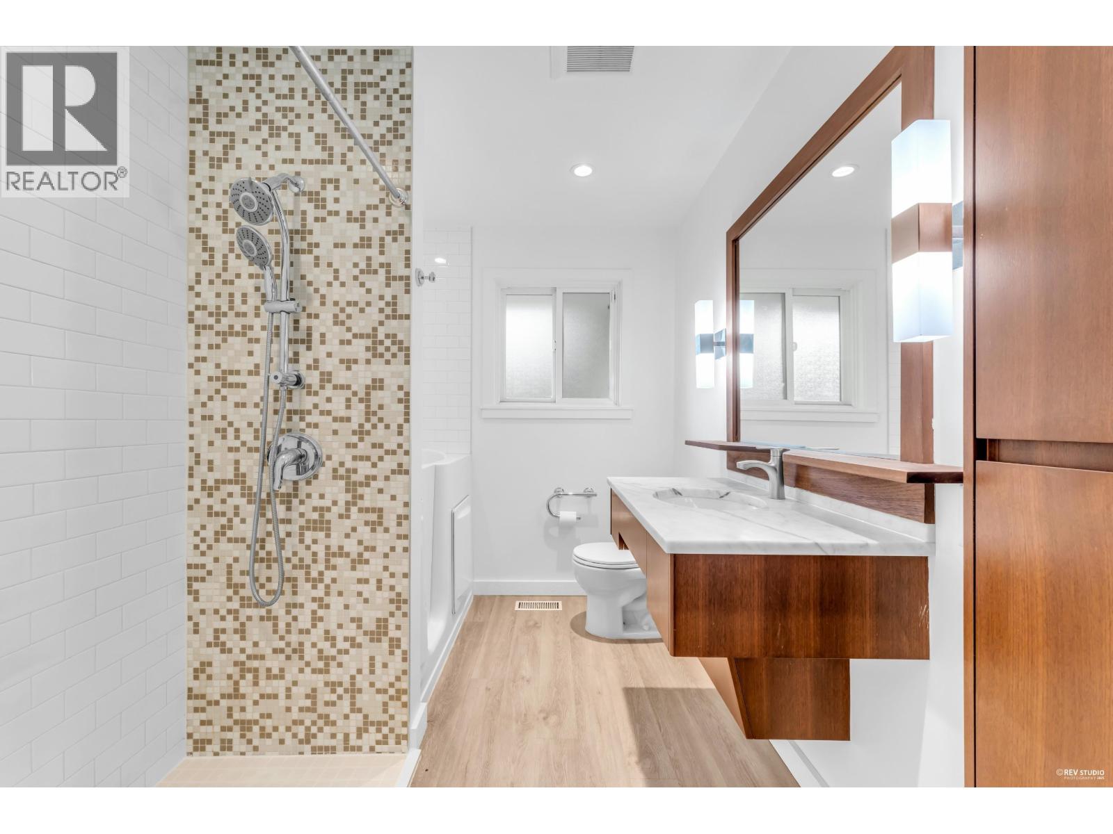 50 Glenmore Drive, West Vancouver, British Columbia  V7S 1A7 - Photo 24 - R3072896