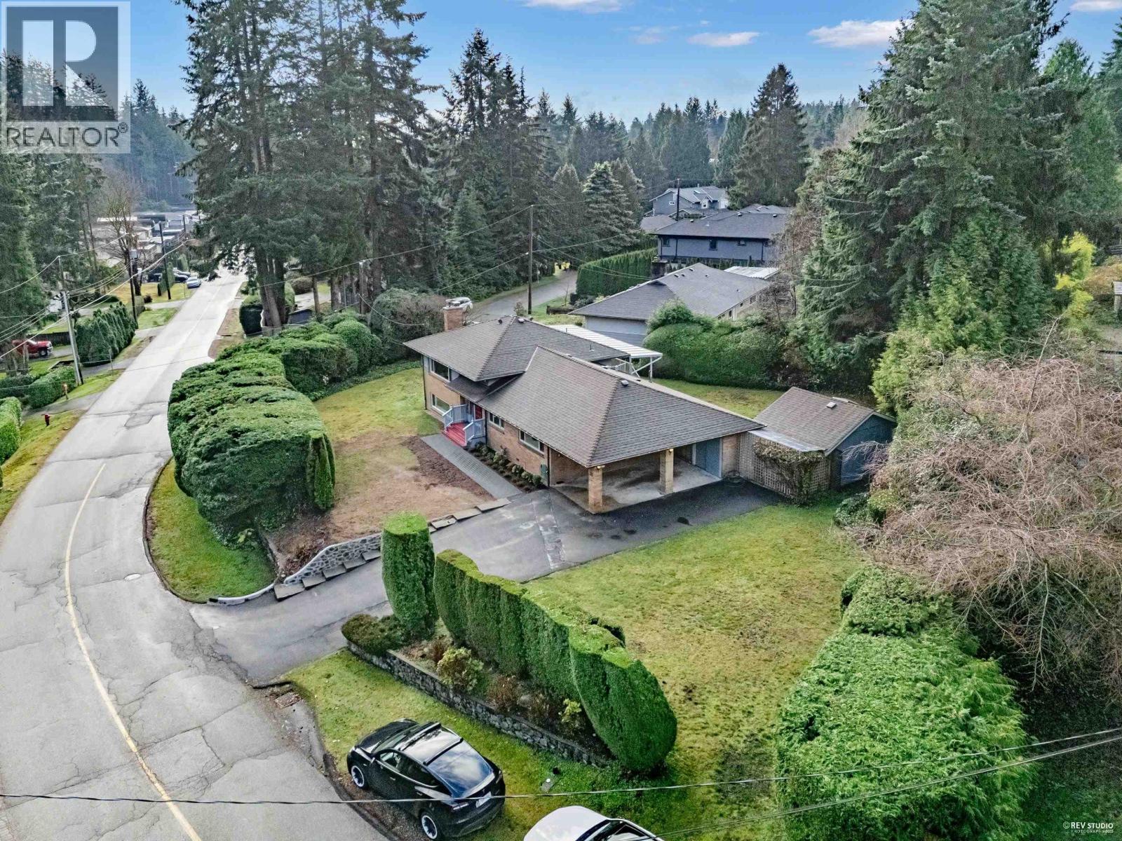 50 Glenmore Drive, West Vancouver, British Columbia  V7S 1A7 - Photo 3 - R3072896