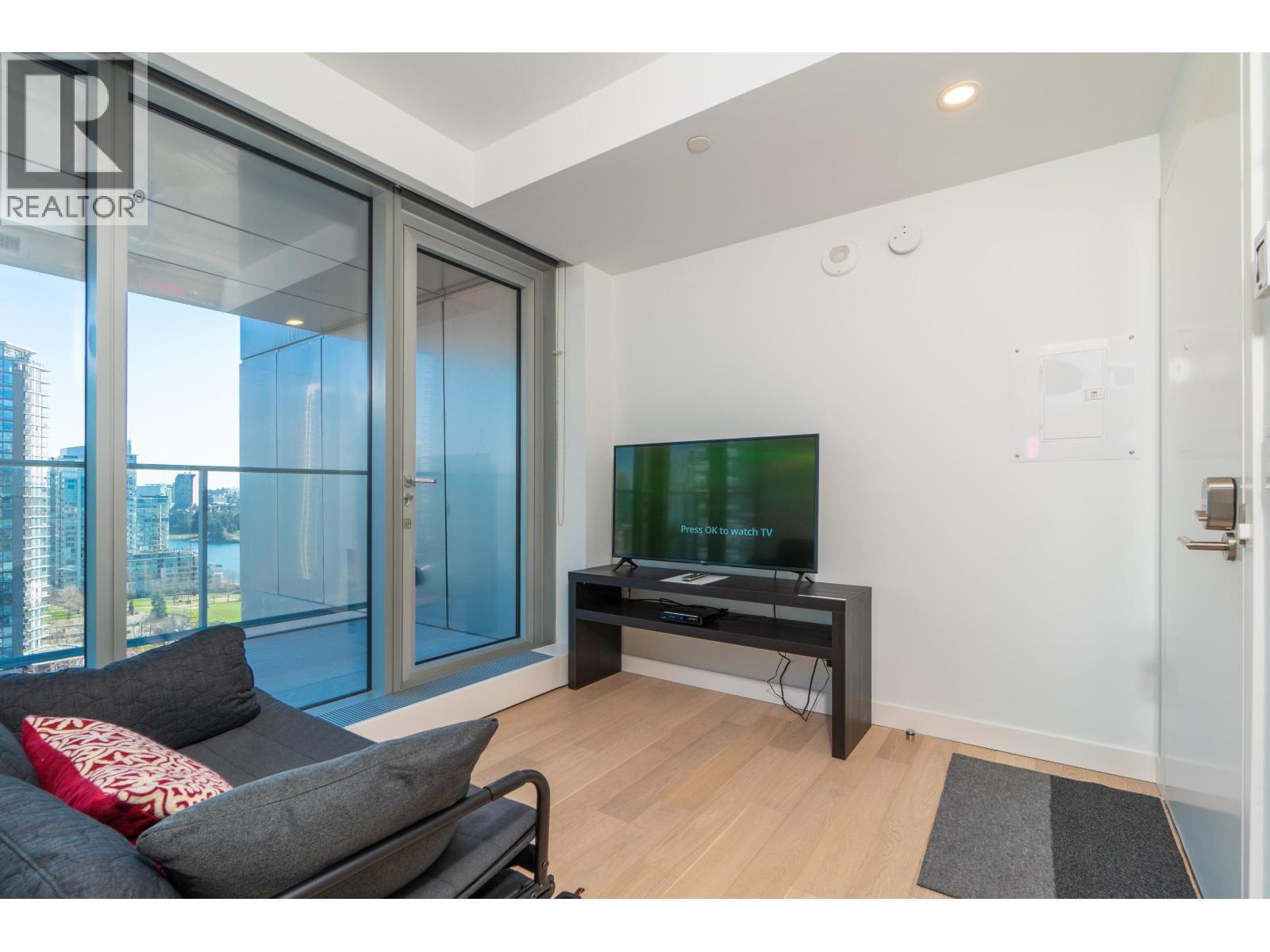 2010 1480 Howe Street, Vancouver, British Columbia  V6Z 0G5 - Photo 4 - R3072909