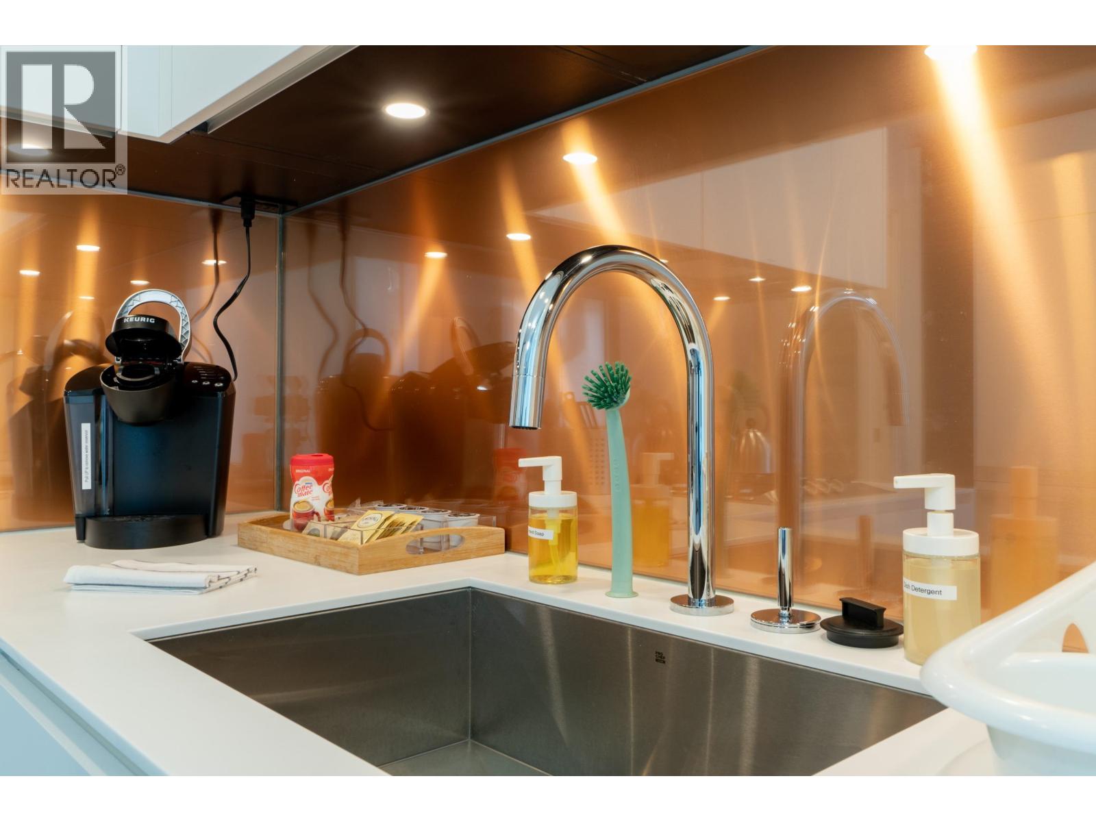 2010 1480 Howe Street, Vancouver, British Columbia  V6Z 0G5 - Photo 15 - R3072909