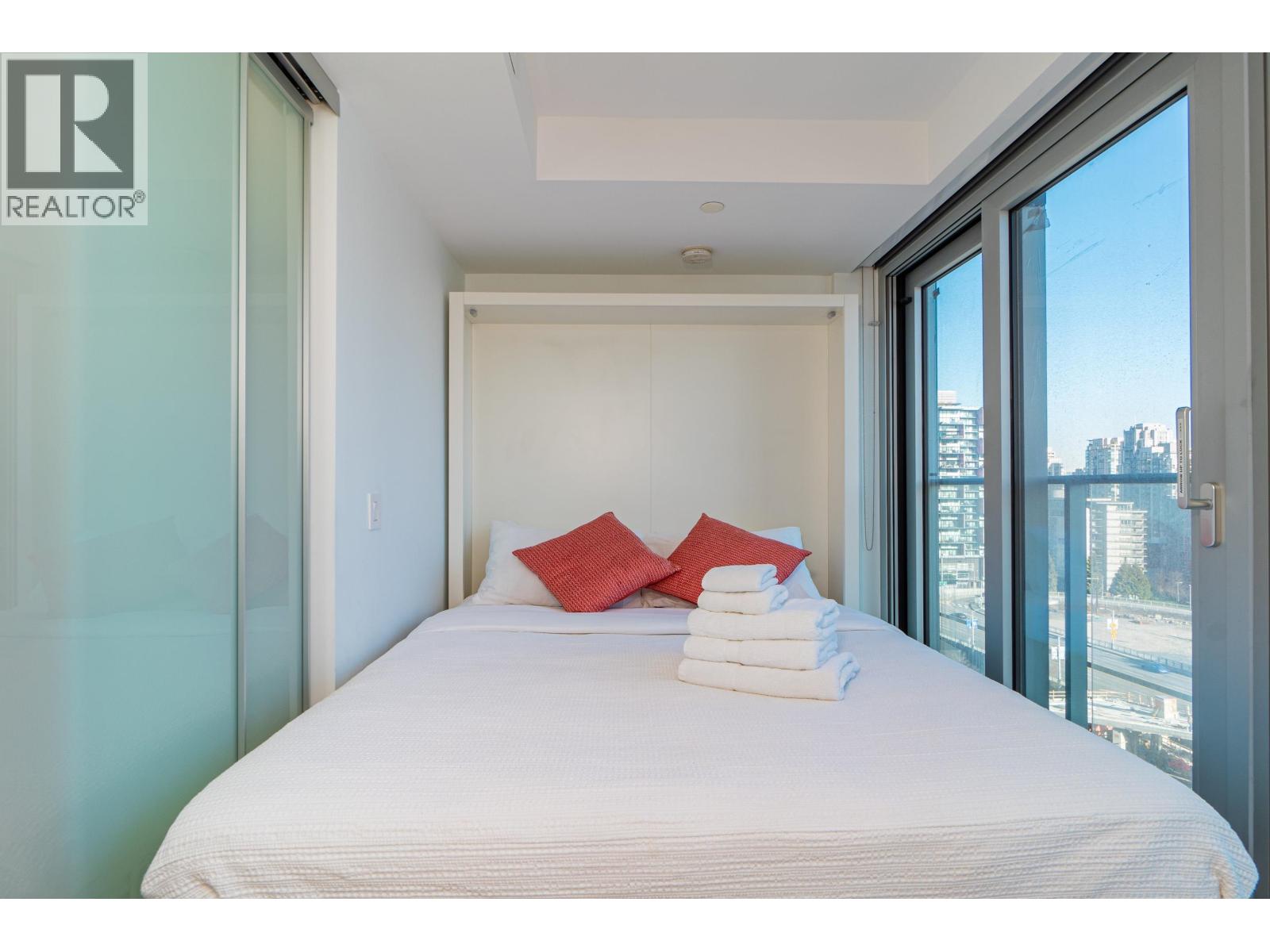 2010 1480 Howe Street, Vancouver, British Columbia  V6Z 0G5 - Photo 7 - R3072909