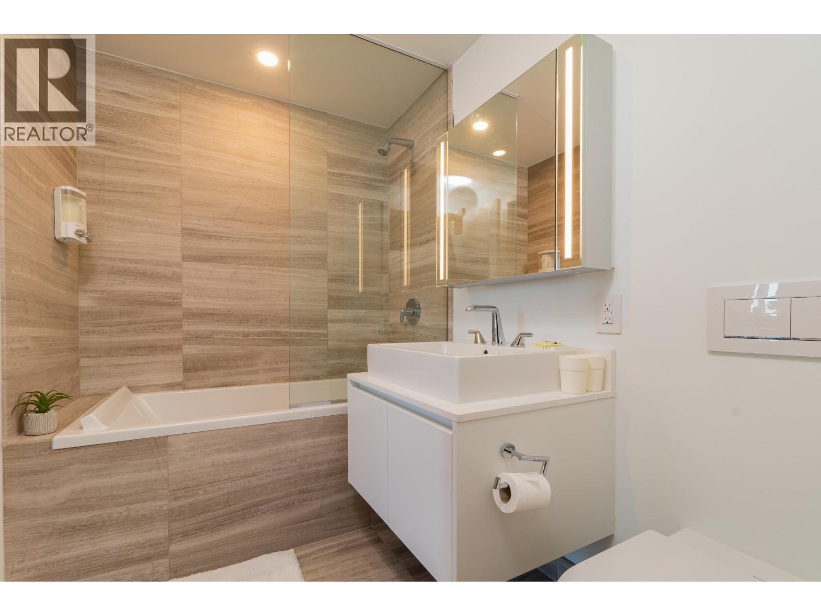 2010 1480 Howe Street, Vancouver, British Columbia  V6Z 0G5 - Photo 22 - R3072909