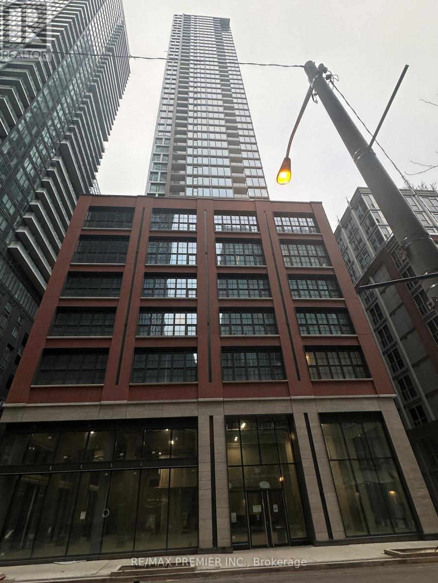 2206 - 55 MERCER STREET, Toronto, Ontario
