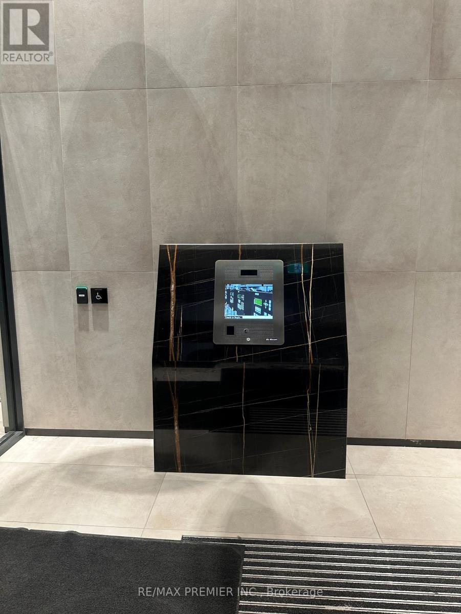 2206 - 55 Mercer Street, Toronto, Ontario  M5V 3W2 - Photo 2 - C12611580