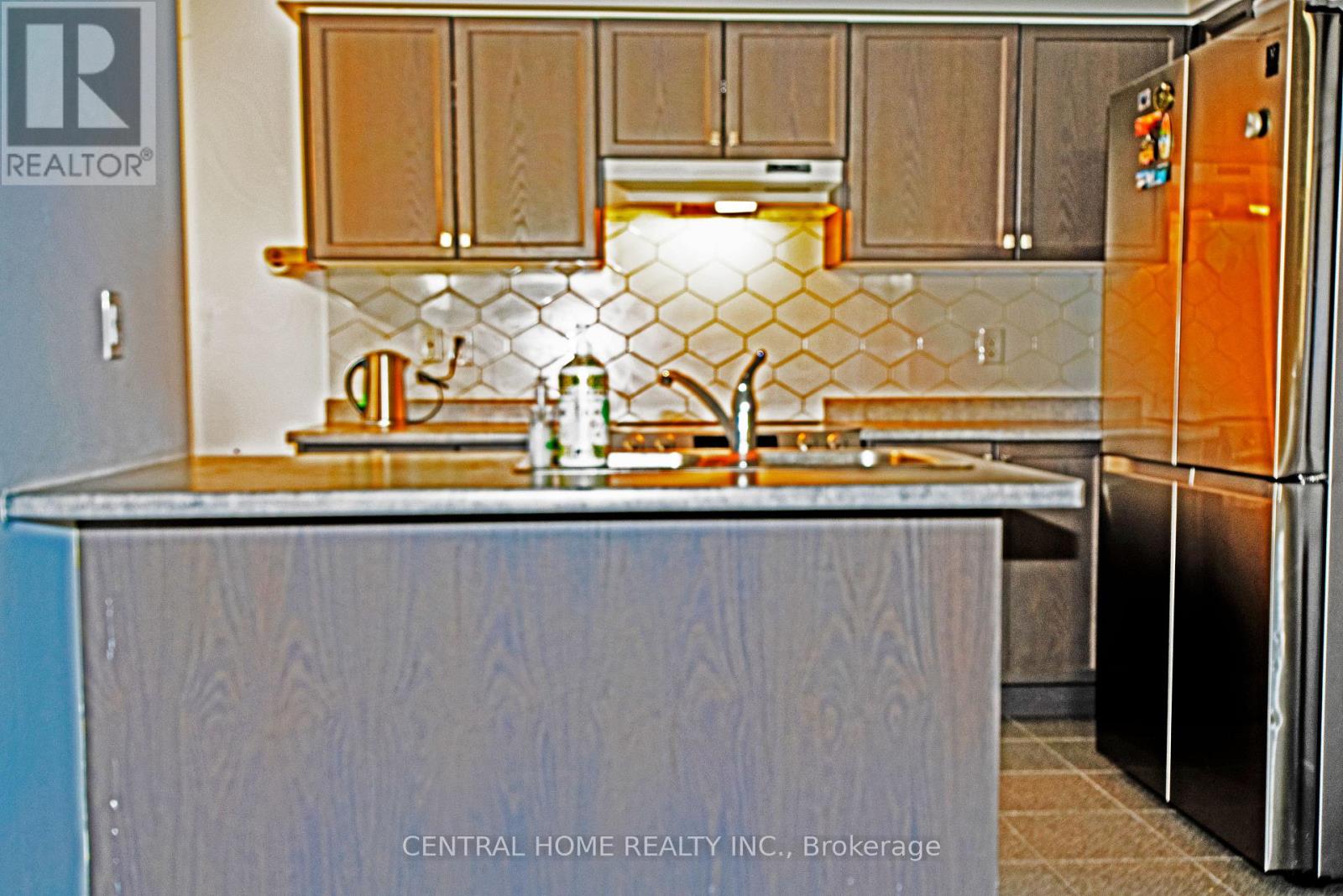 25 Camilleri Road, Ajax, Ontario  L1Z 0T2 - Photo 7 - E12390393