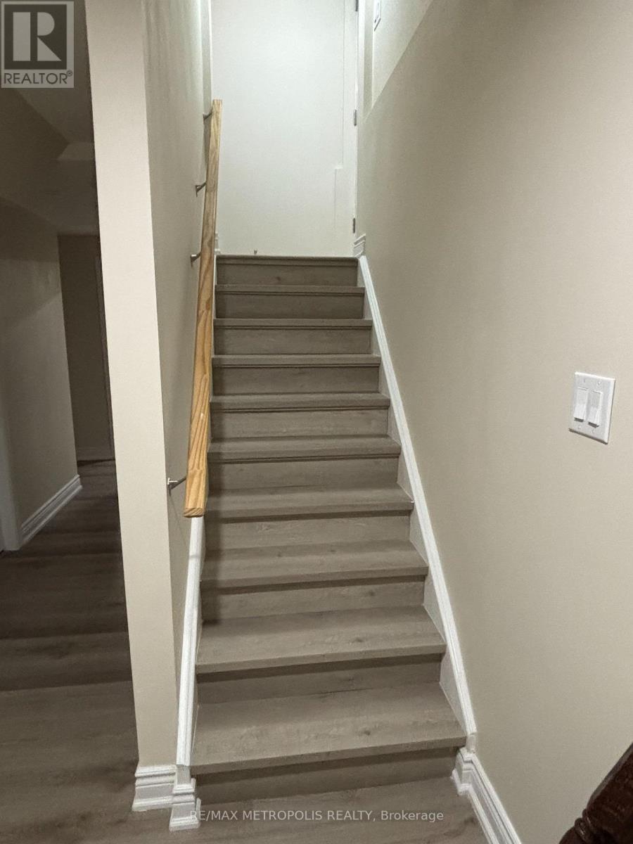 Bsmt - 1335 Aldsworth Crescent, Oshawa, Ontario  L1K 0S4 - Photo 9 - E12611572