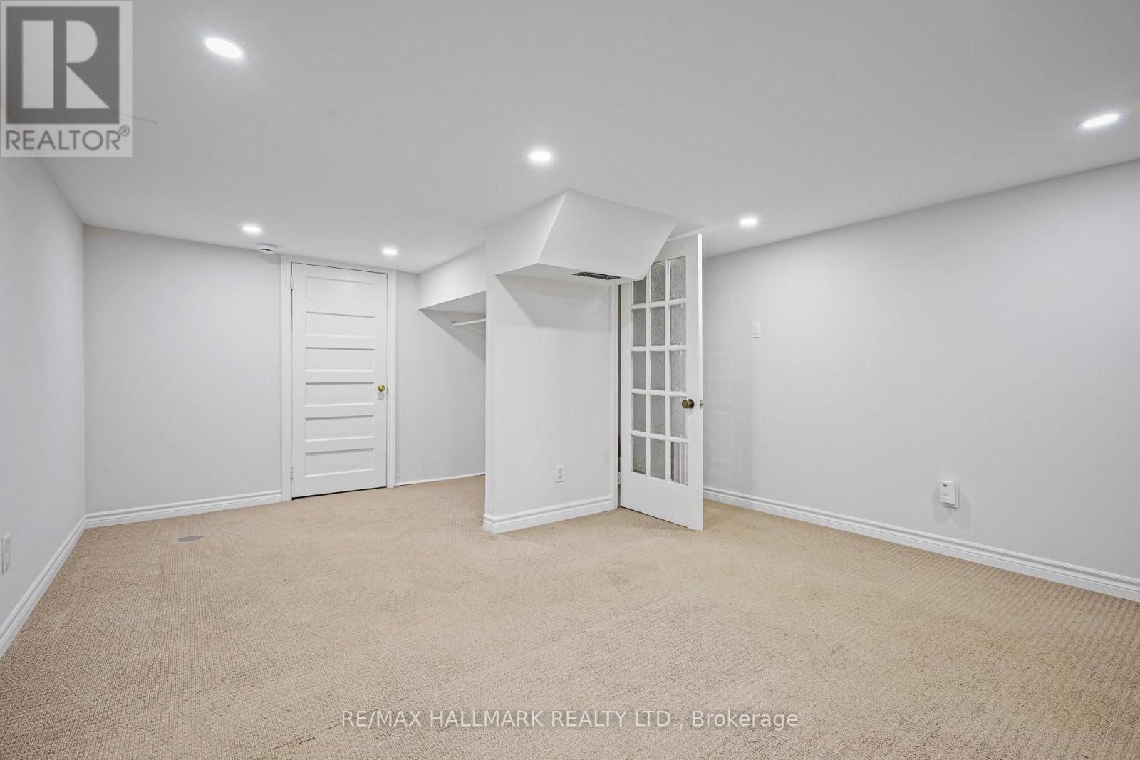 Main - 167 Heward Avenue, Toronto, Ontario  M4M 2T6 - Photo 18 - E12611588