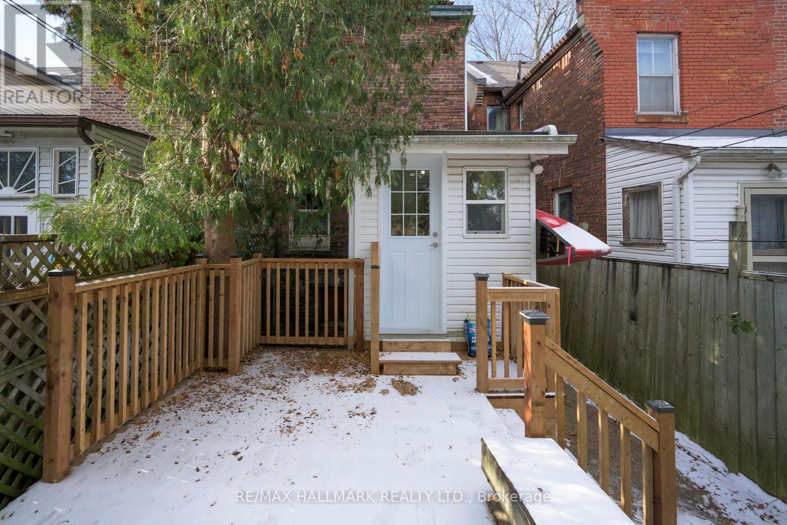 Main - 167 Heward Avenue, Toronto, Ontario  M4M 2T6 - Photo 25 - E12611588