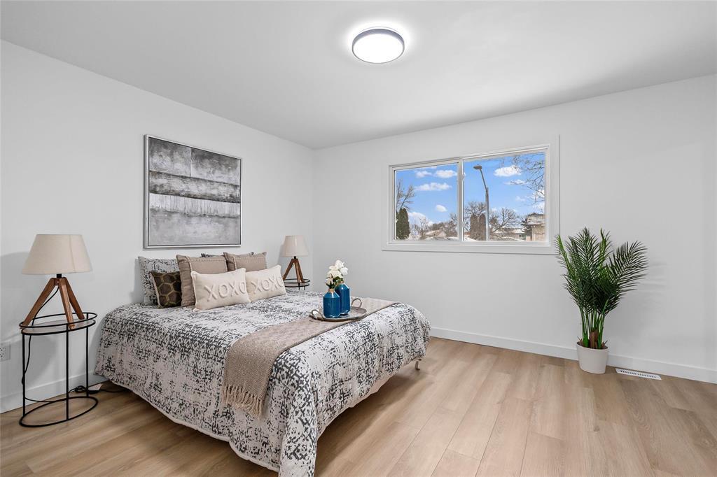 147 Albina Way, Winnipeg, Manitoba  R2R 1G5 - Photo 11 - 202529633