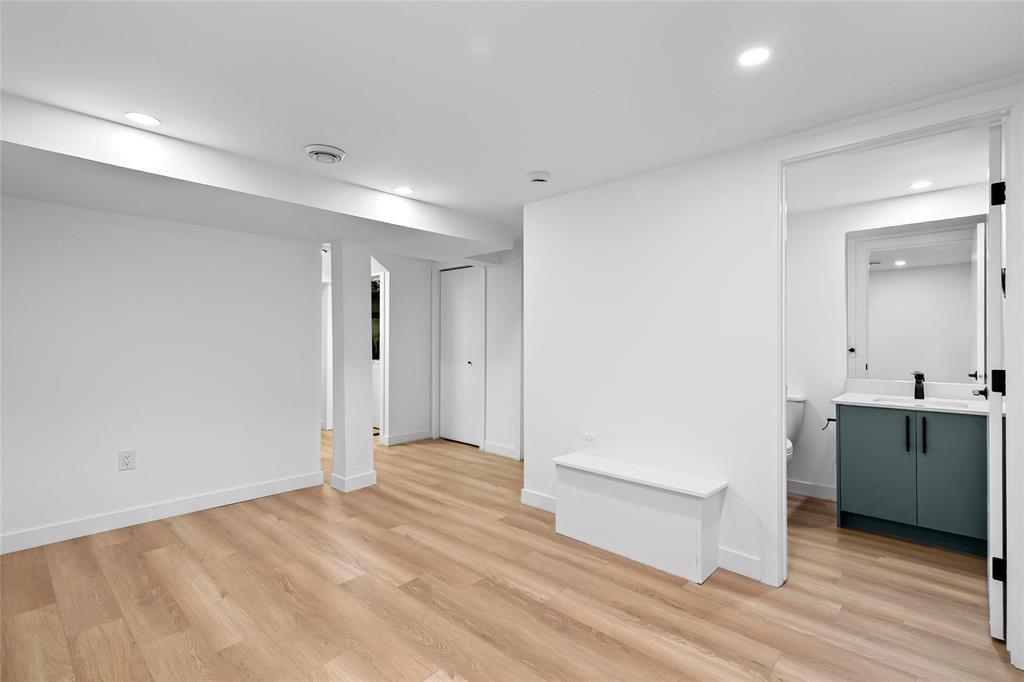 147 Albina Way, Winnipeg, Manitoba  R2R 1G5 - Photo 20 - 202529633