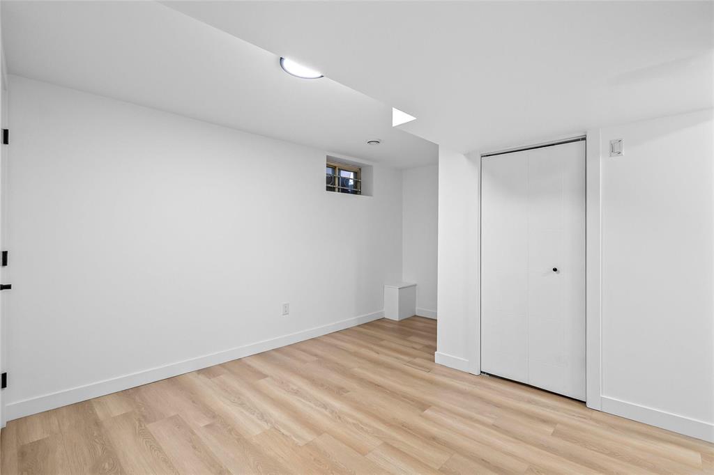 147 Albina Way, Winnipeg, Manitoba  R2R 1G5 - Photo 22 - 202529633