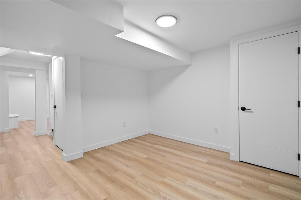 147 Albina Way, Winnipeg, Manitoba  R2R 1G5 - Photo 24 - 202529633