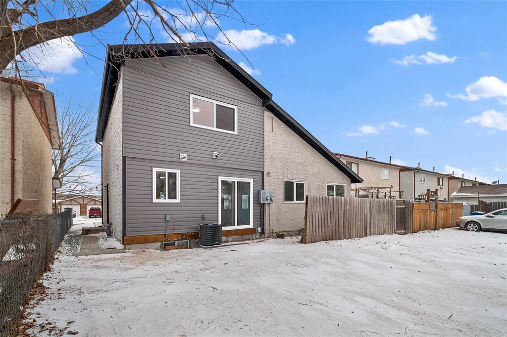 147 Albina Way, Winnipeg, Manitoba  R2R 1G5 - Photo 25 - 202529633