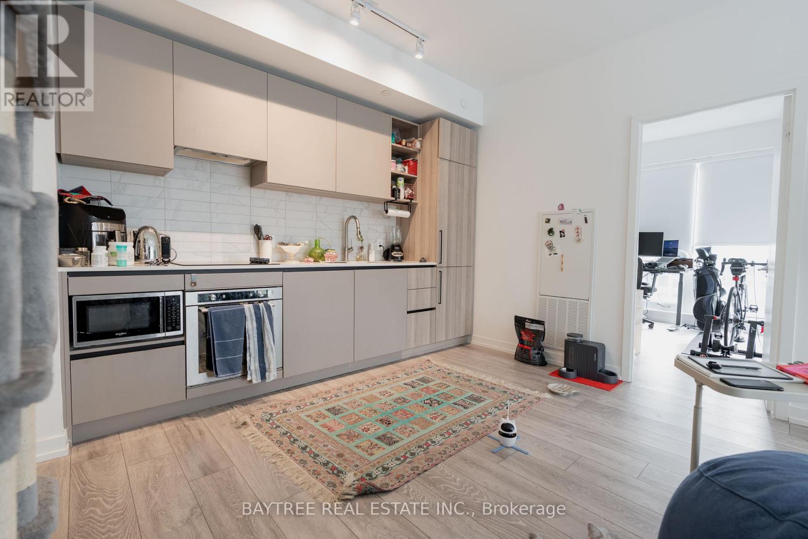 2102 - 55 MERCER STREET, Toronto, Ontario