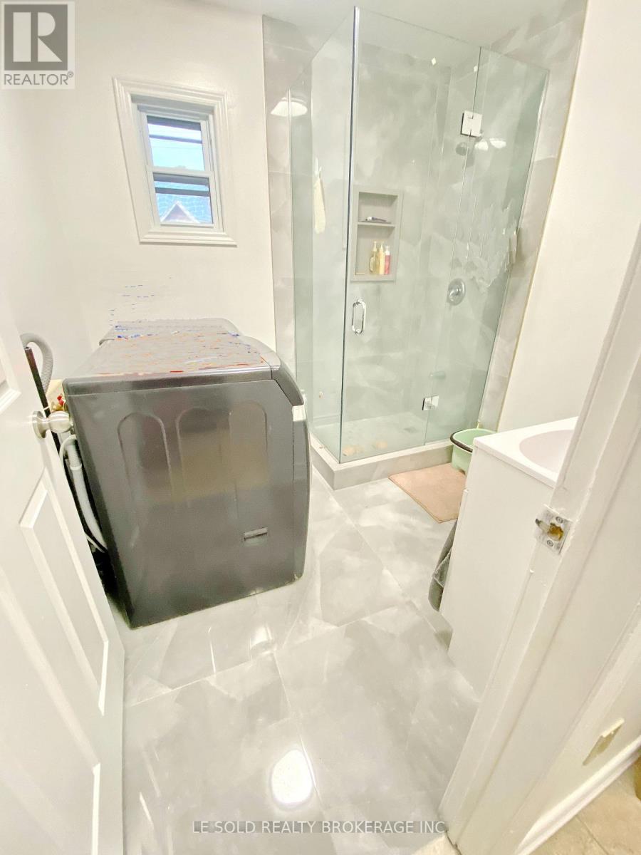 Room 202 - 81 Hallam Street, Toronto, Ontario  M6H 1W7 - Photo 9 - W12607234