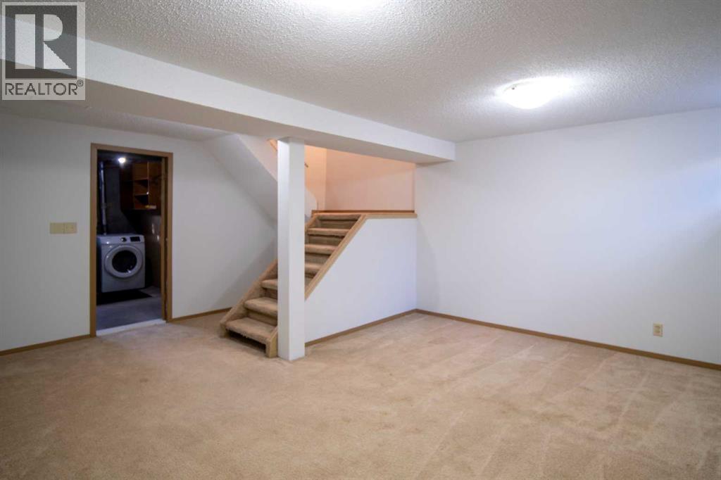 212 Georgian Villas Ne, Calgary, Alberta  t2a 7c9 - Photo 22 - A2265583