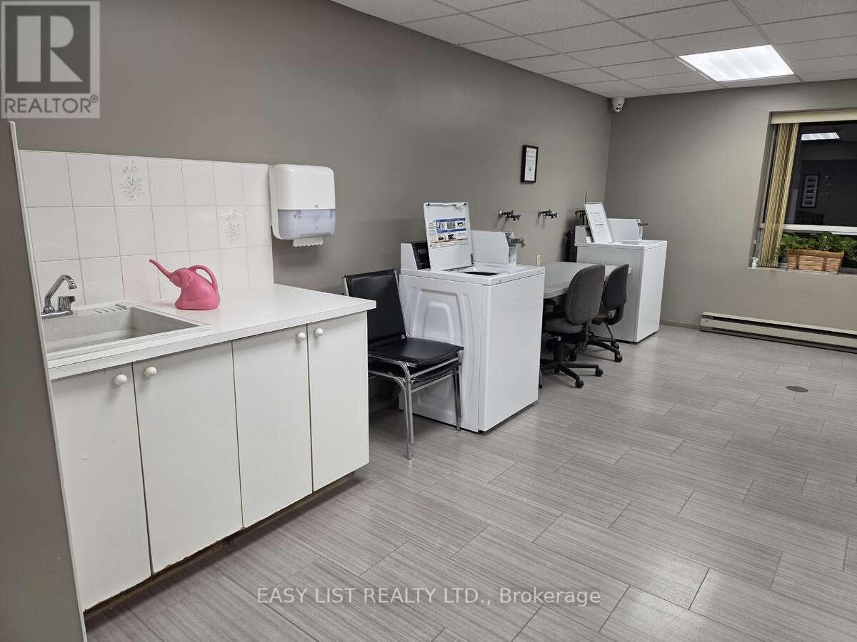 203 - 155 Main Street N, Newmarket, Ontario  L3Y 8C2 - Photo 39 - N12530314