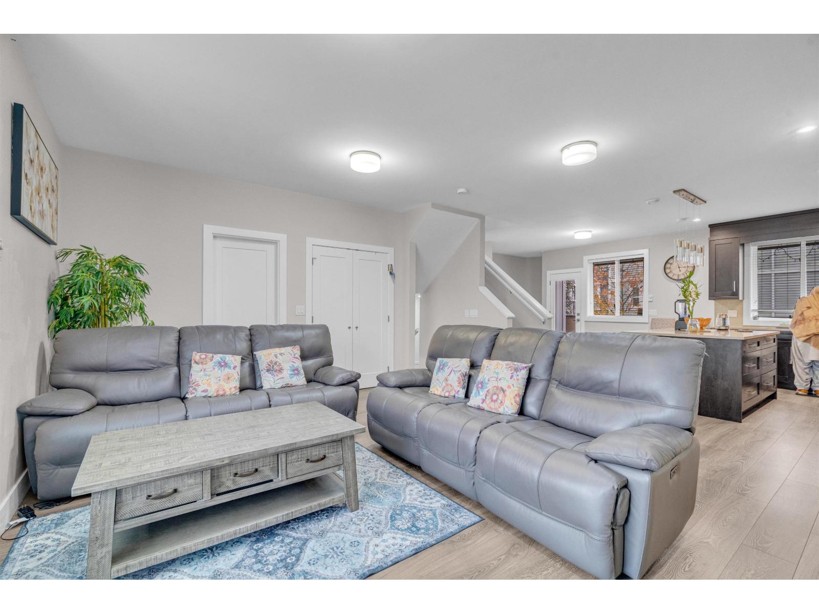 2 32035 Mt Waddington Avenue, Abbotsford, British Columbia  V2T 0H1 - Photo 10 - R3072381