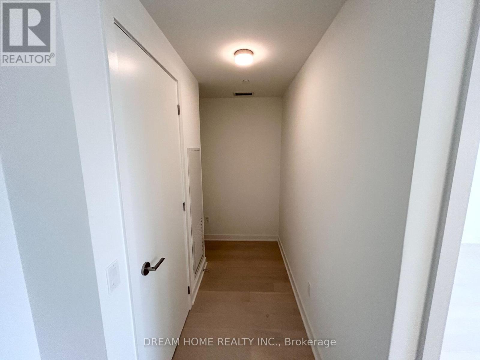 1601 - 11 Yorkville Avenue, Toronto, Ontario  M4W 0B7 - Photo 7 - C12611604