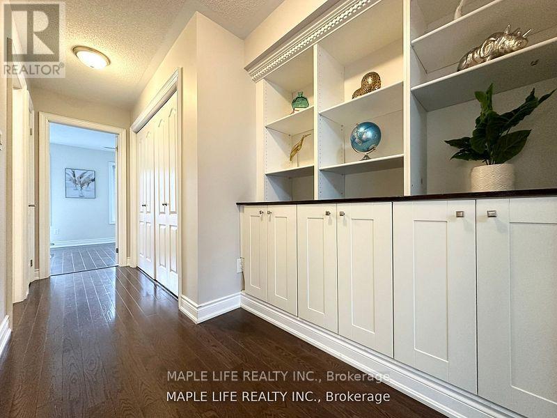 5 Hayes Lane, Toronto, Ontario M2N 0E7 - Photo 11 - C12611618