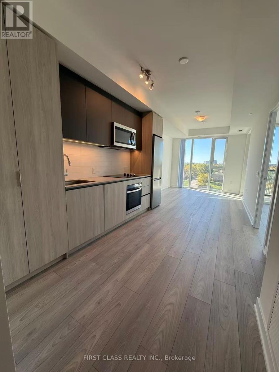 5858 Yonge Street, Toronto, Ontario  M2M 0C6 - Photo 3 - C12611630