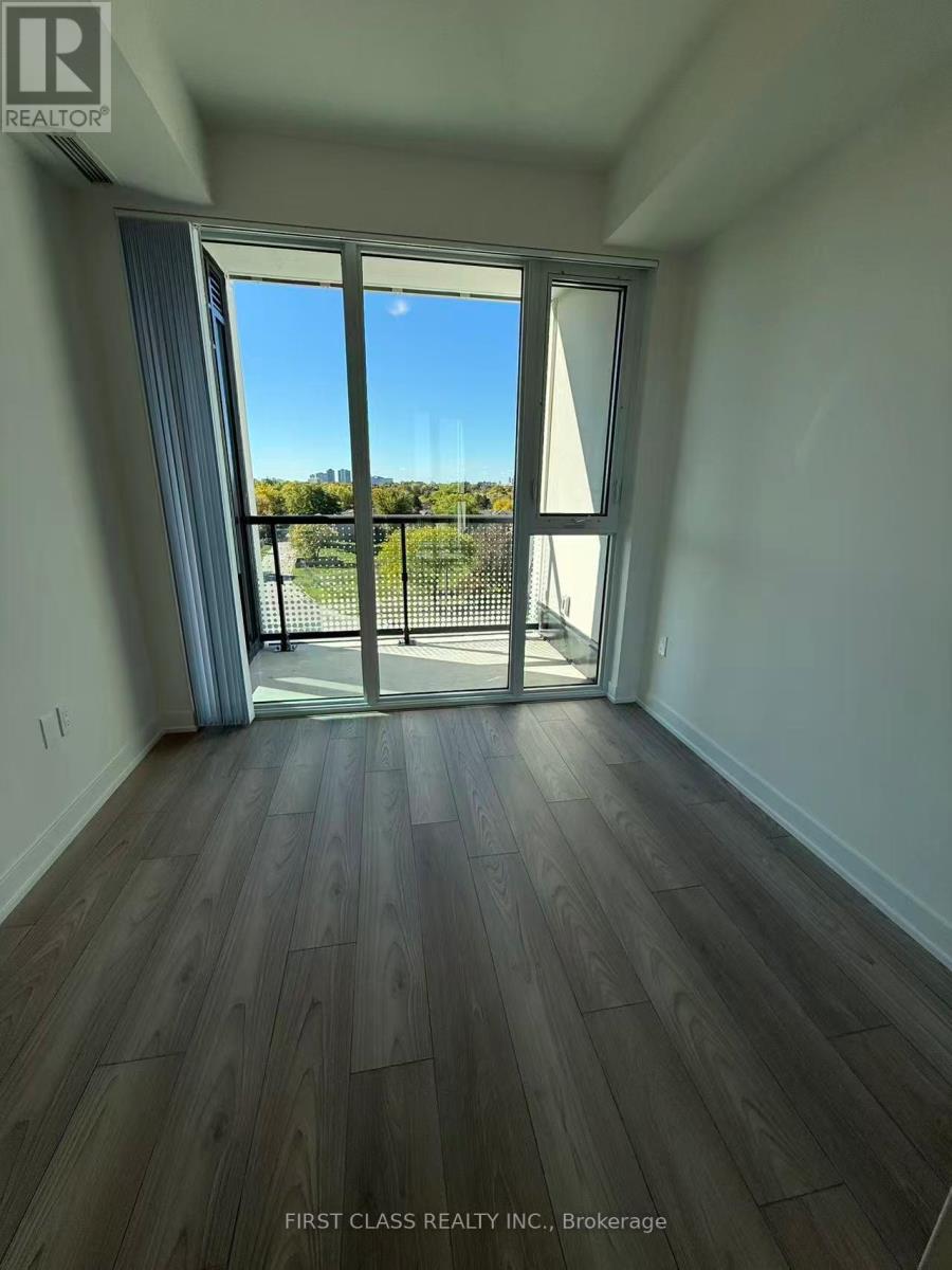 5858 Yonge Street, Toronto, Ontario  M2M 0C6 - Photo 7 - C12611630