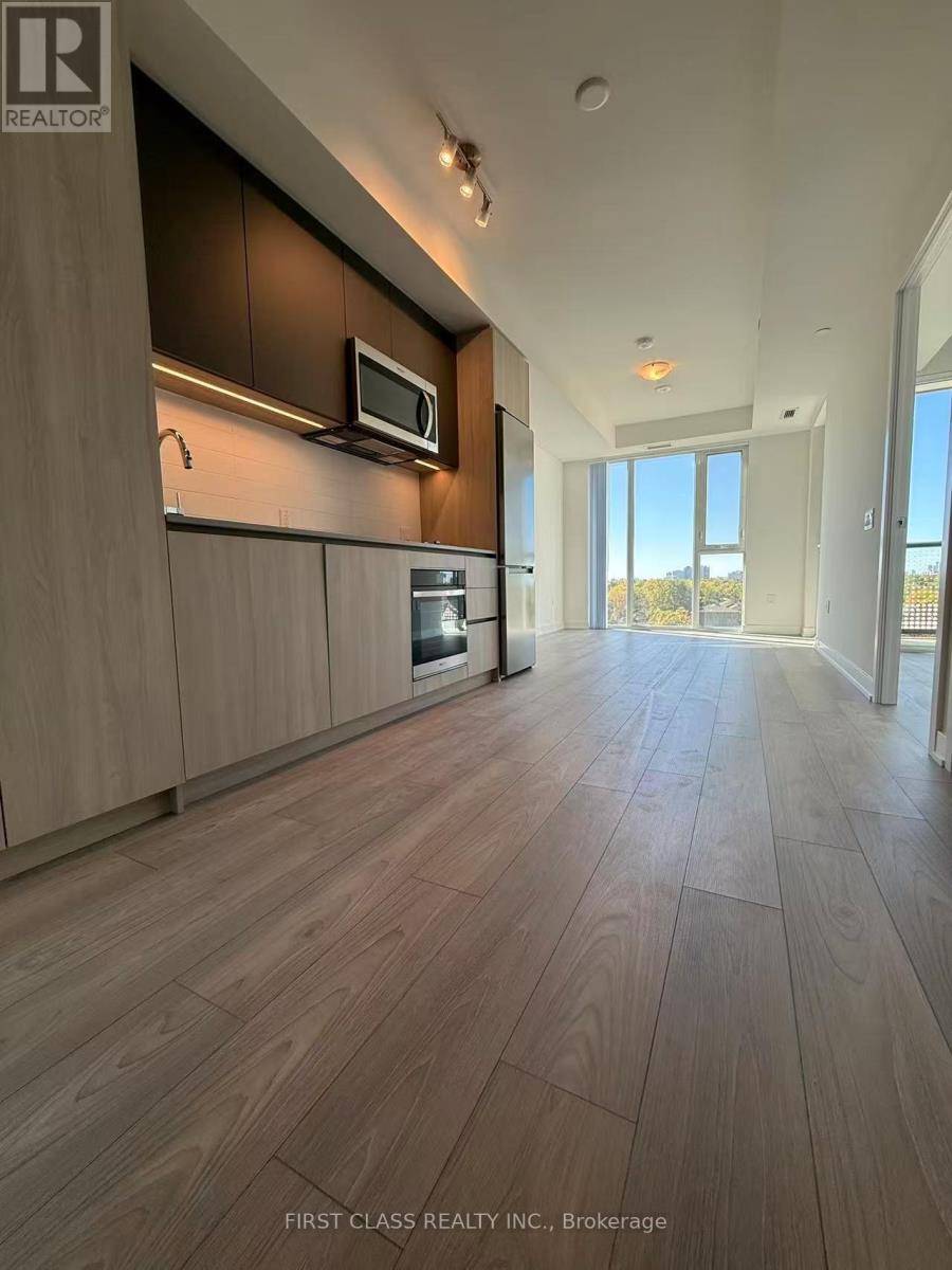 5858 Yonge Street, Toronto, Ontario  M2M 0C6 - Photo 8 - C12611630