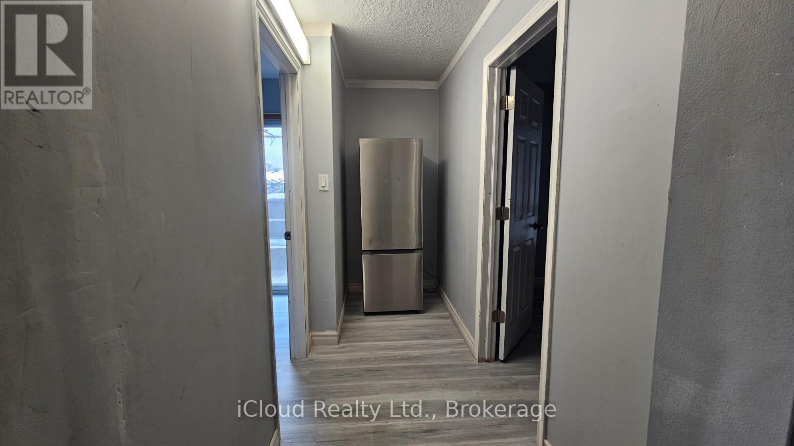 B - 110 Wexford Boulevard, Toronto (Wexford-Maryvale), Ontario  M1R 1L7 - Photo 5 - E12611594