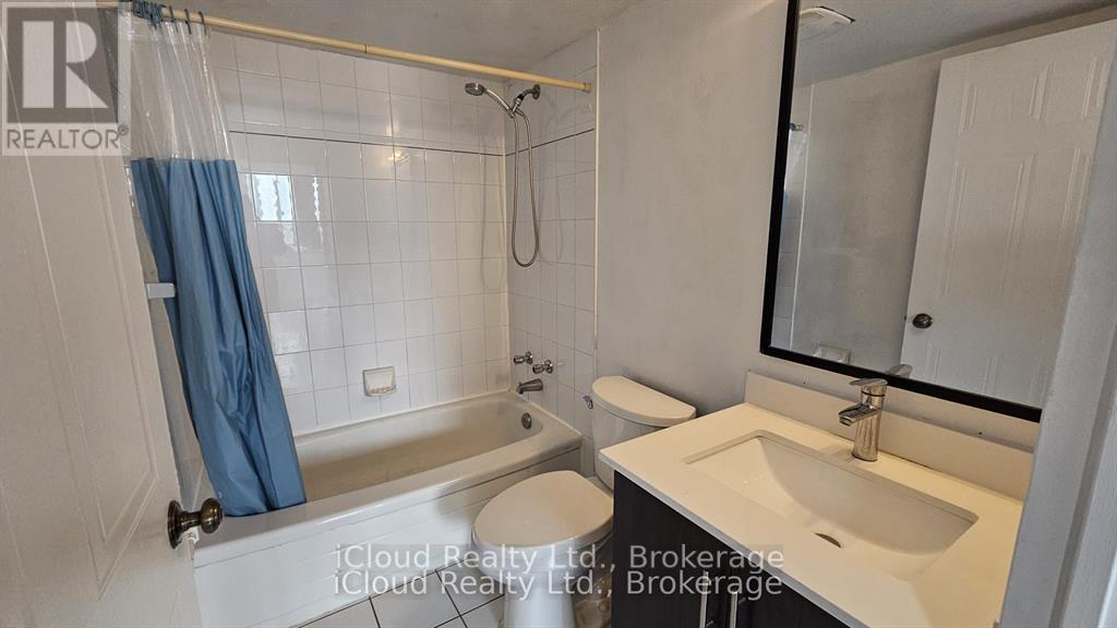 1507 - 80 Alton Towers Circle, Toronto (Milliken), Ontario  M1V 5E8 - Photo 5 - E12611614