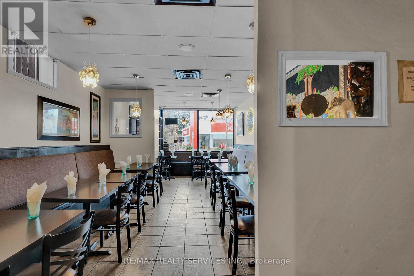 84 King Street W, Oshawa, Ontario  L1H 1A6 - Photo 4 - E12611636