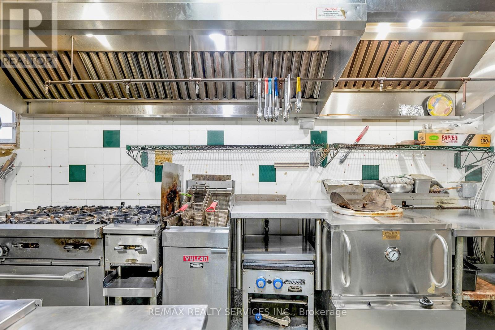 84 King Street W, Oshawa, Ontario  L1H 1A6 - Photo 9 - E12611636