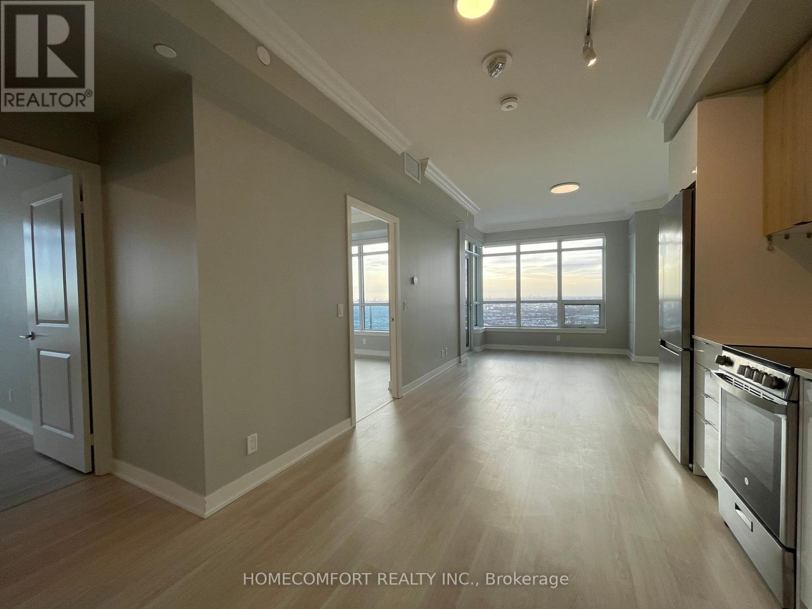 3302 - 30 Upper Mall Way, Vaughan, Ontario  L4J 0L7 - Photo 24 - N12611626