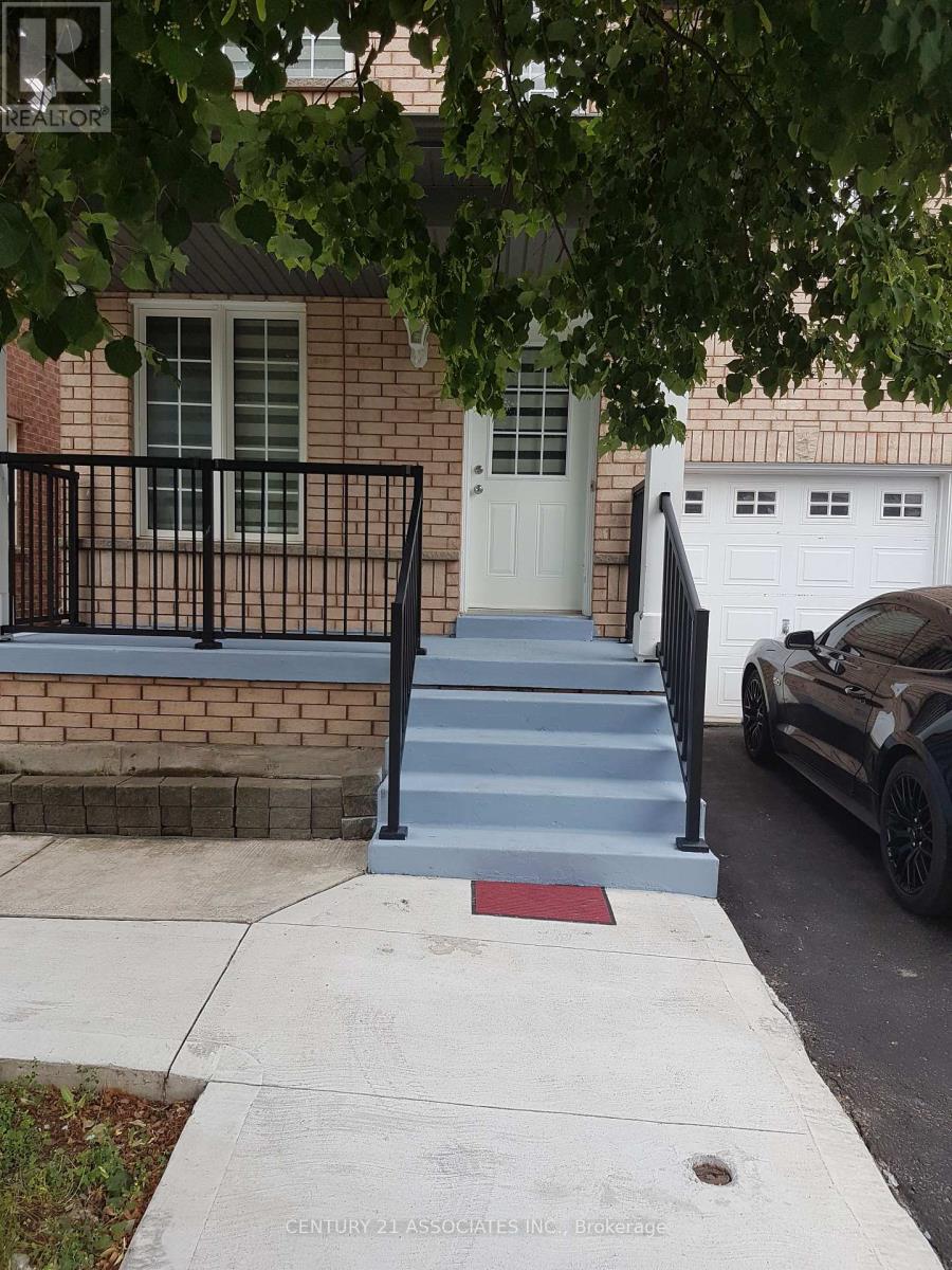 26 ROXTON CRESCENT, Brampton, Ontario