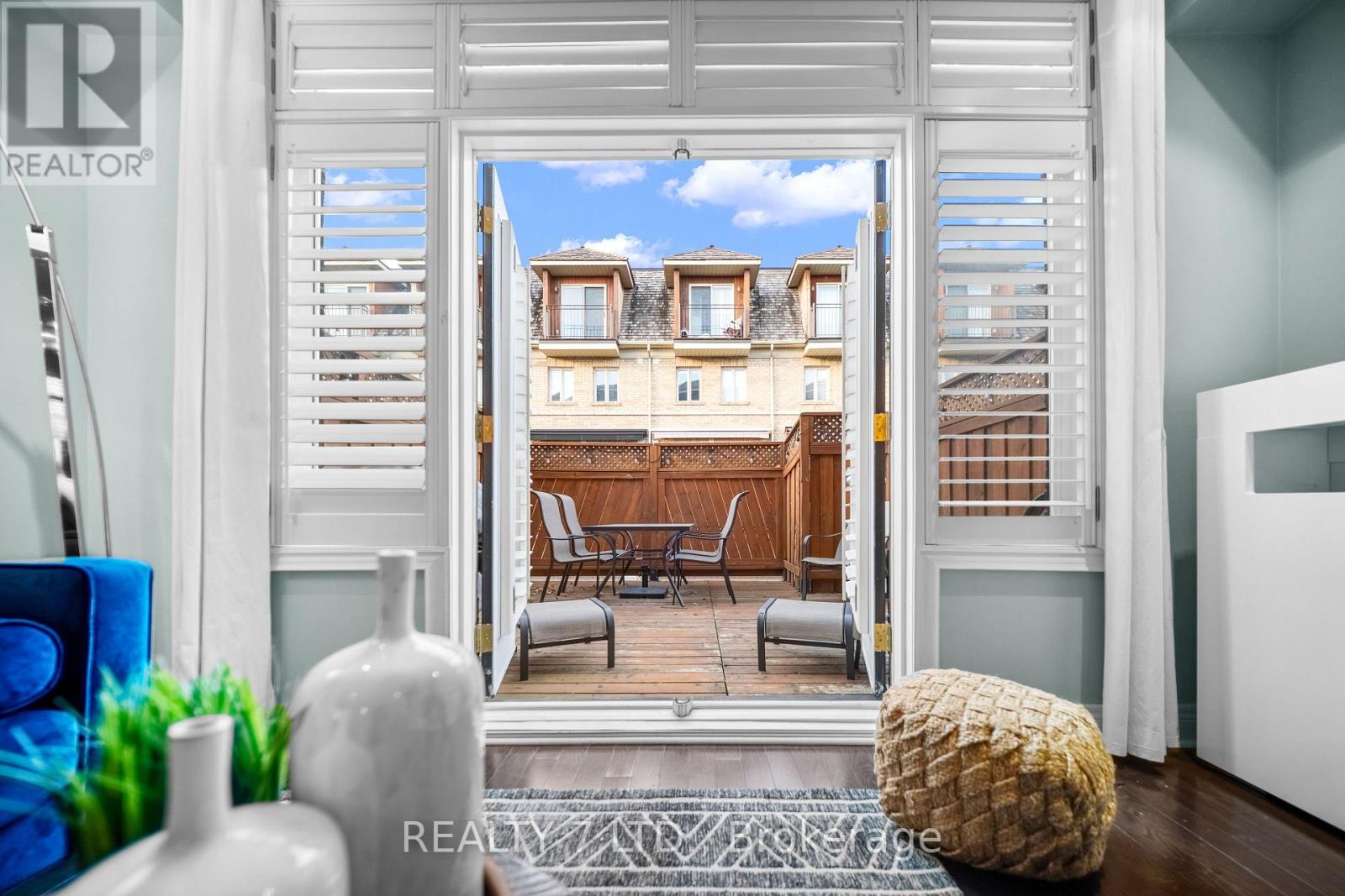 44 Furrow Lane, Toronto, Ontario  M8Z 0A3 - Photo 17 - W12611612