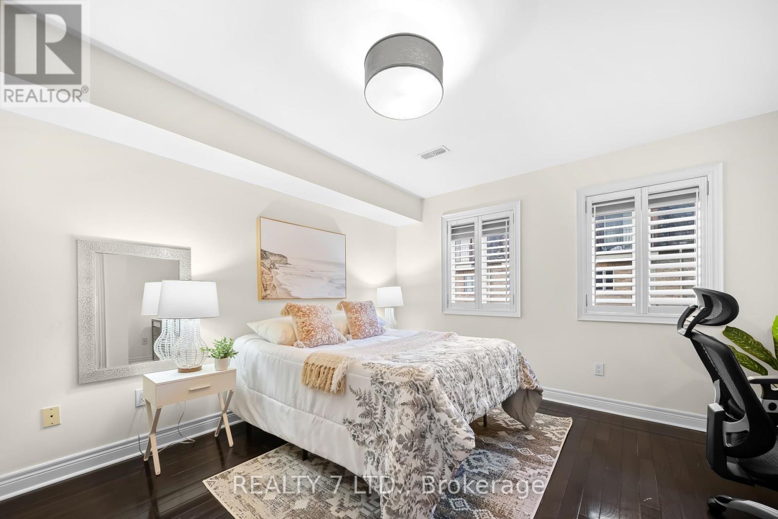 44 Furrow Lane, Toronto, Ontario  M8Z 0A3 - Photo 23 - W12611612