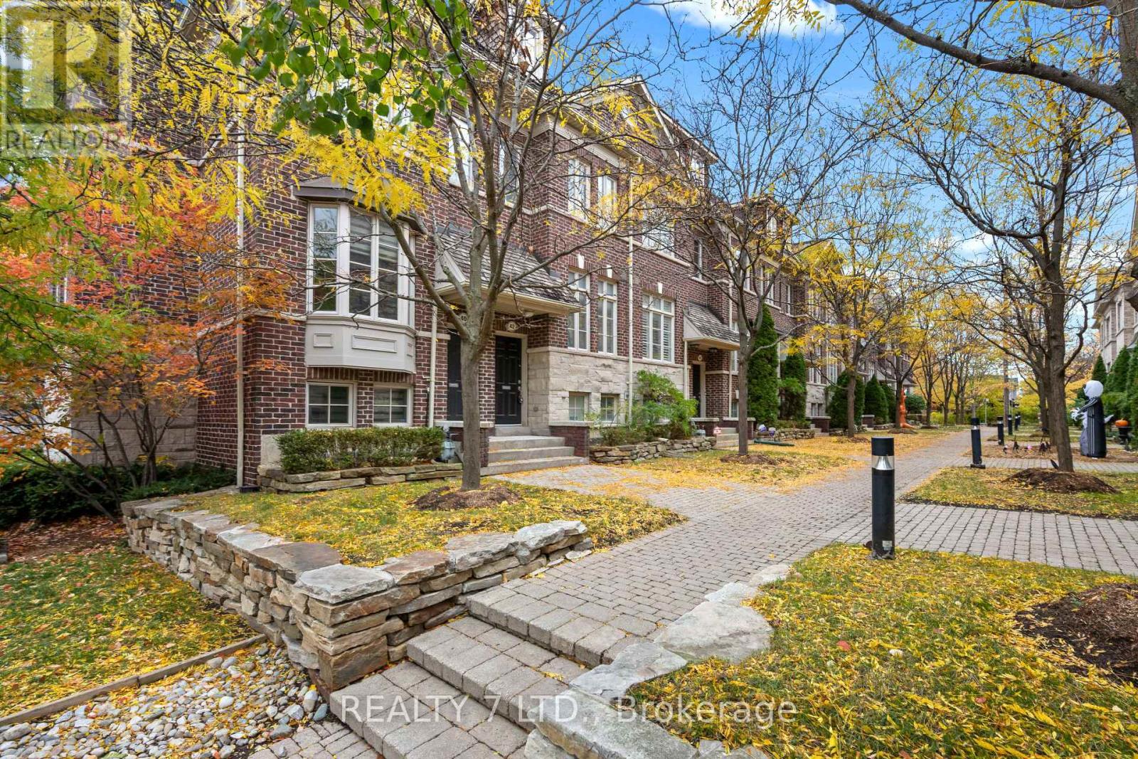 44 Furrow Lane, Toronto, Ontario  M8Z 0A3 - Photo 3 - W12611612