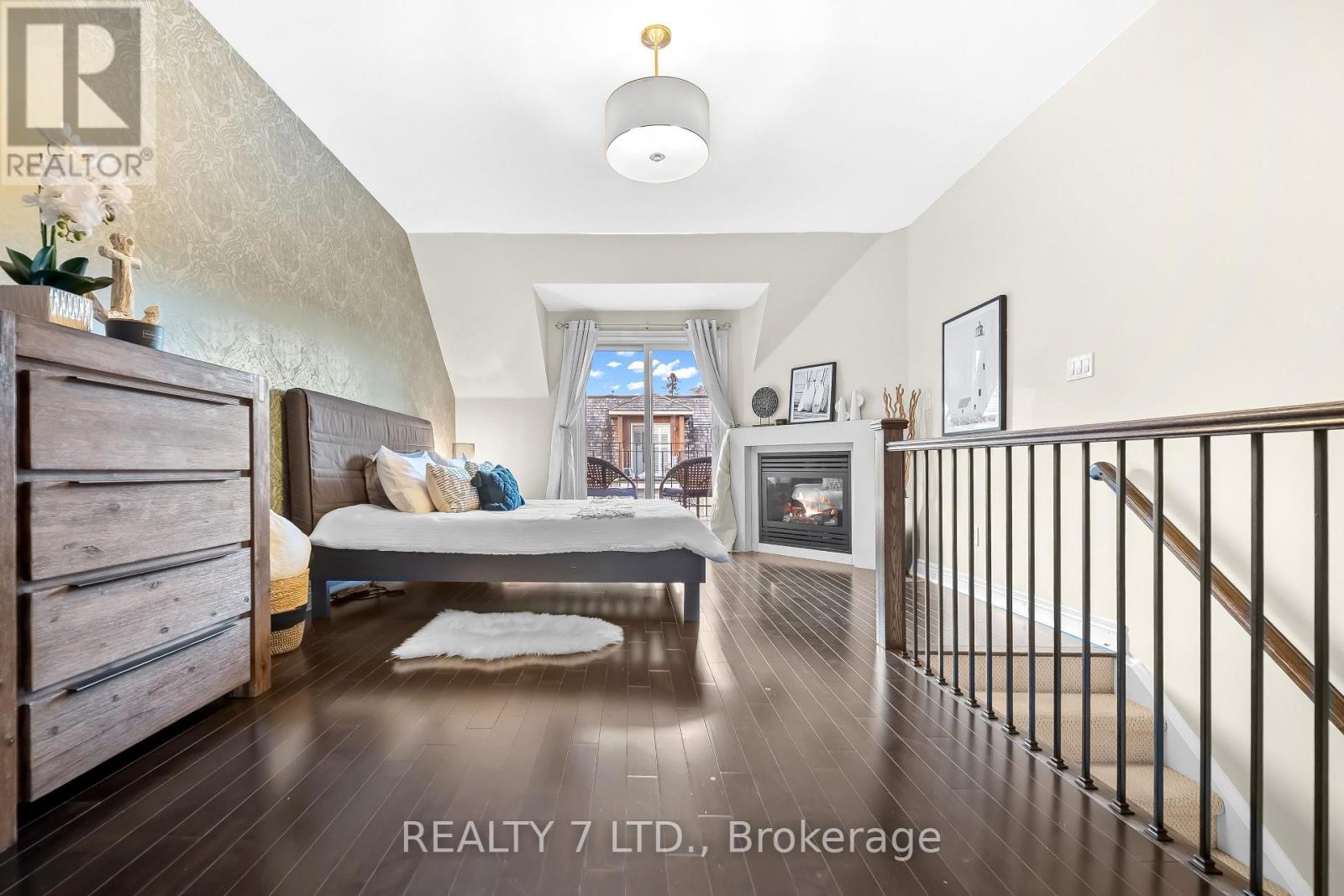 44 Furrow Lane, Toronto, Ontario  M8Z 0A3 - Photo 31 - W12611612