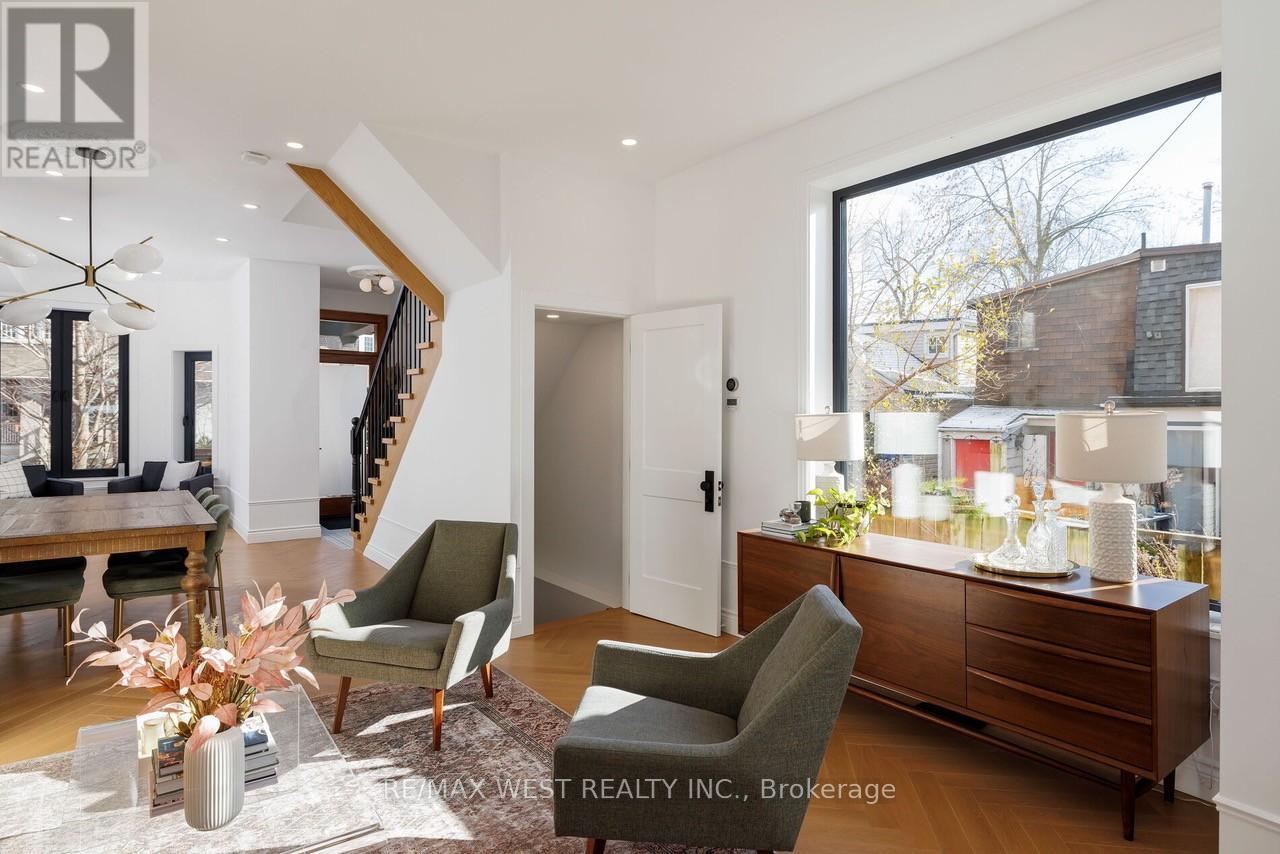 22 Cowan Avenue, Toronto, Ontario  M6K 2N4 - Photo 10 - W12611634