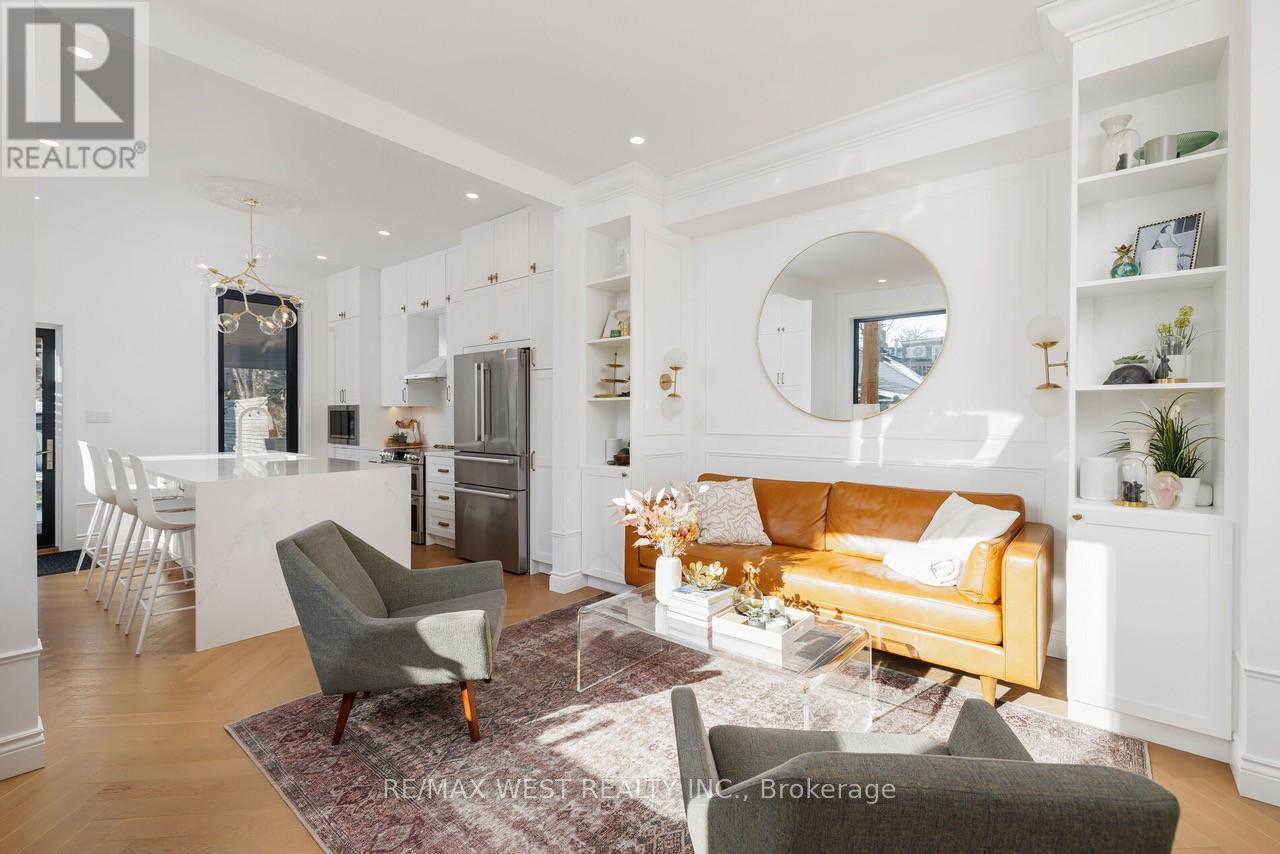 22 Cowan Avenue, Toronto, Ontario  M6K 2N4 - Photo 9 - W12611634