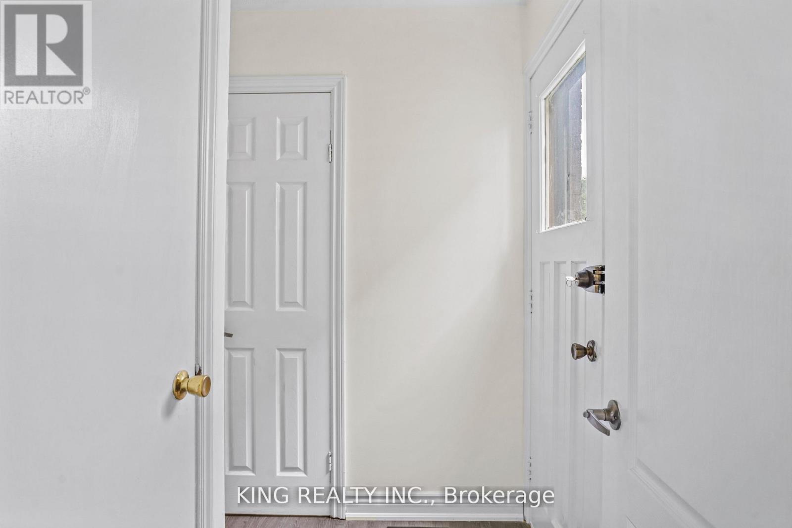 16 Wimbledon Court, Brampton, Ontario L6V 2S4 - Photo 20 - W12611638