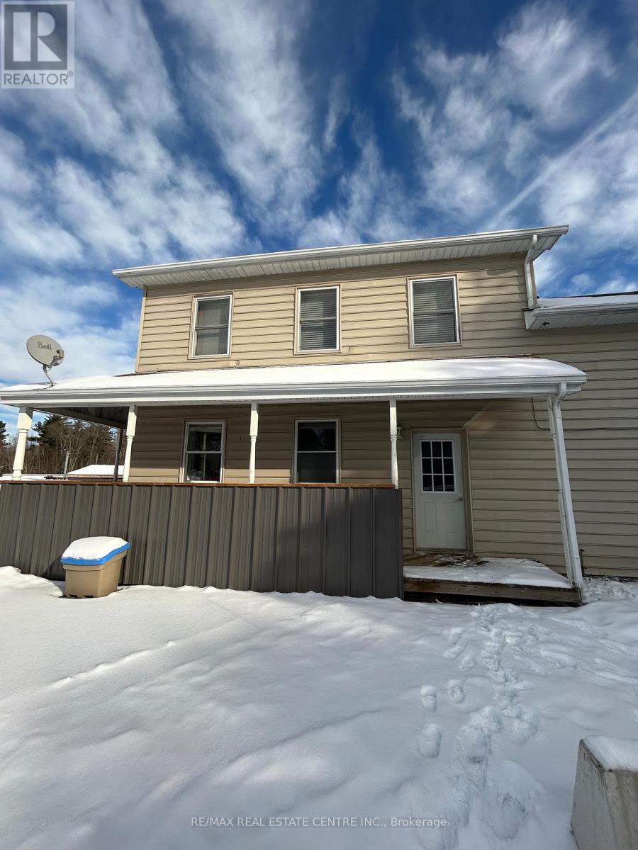 1587 Brock Road, Hamilton, Ontario  L9H 5E4 - Photo 1 - X12611598