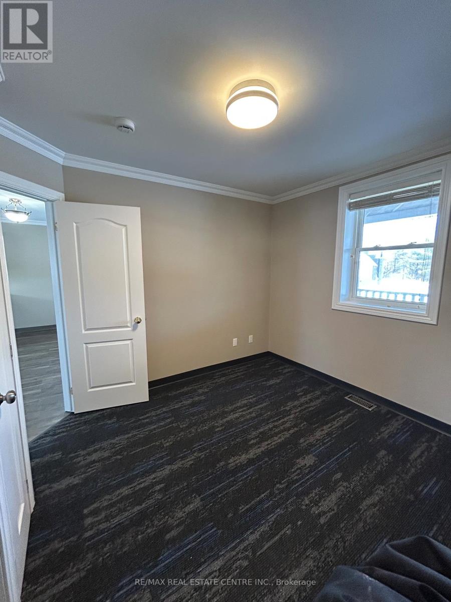 1587 Brock Road, Hamilton, Ontario  L9H 5E4 - Photo 5 - X12611598