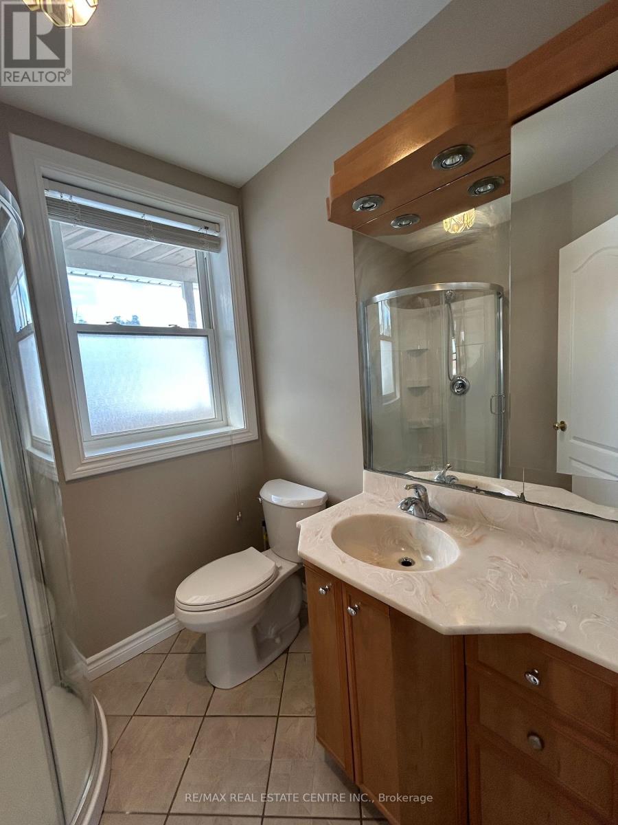 1587 Brock Road, Hamilton, Ontario  L9H 5E4 - Photo 6 - X12611598