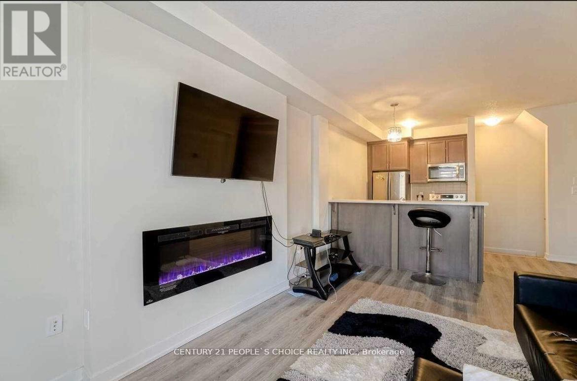 590 North Service Road, Hamilton, Ontario  L8E 0K5 - Photo 6 - X12611600