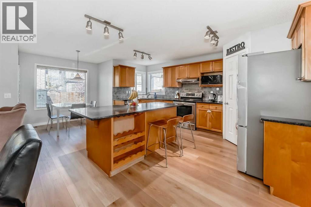 307 Panatella Court NW, Calgary, Alberta