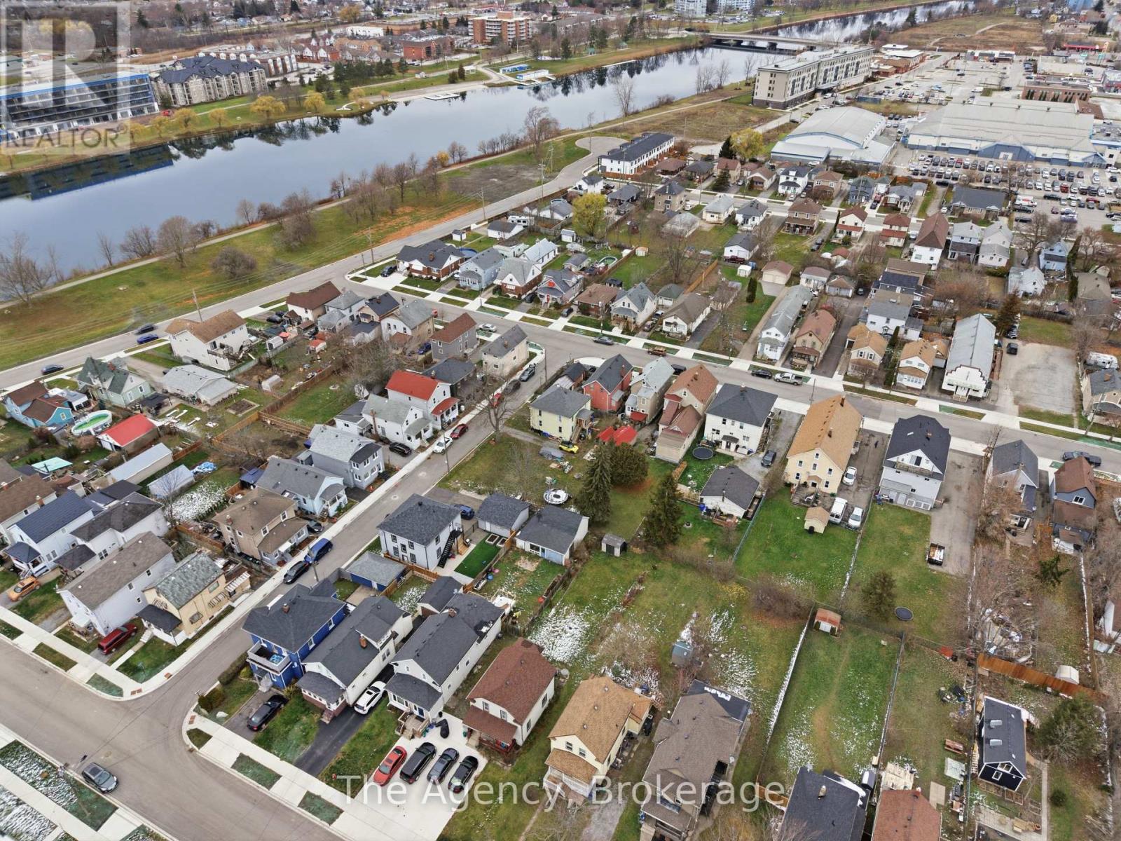 11 Patsy Avenue, Welland, Ontario  L3B 3M1 - Photo 11 - X12611646