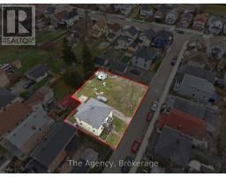 11 PATSY AVENUE, Welland, Ontario