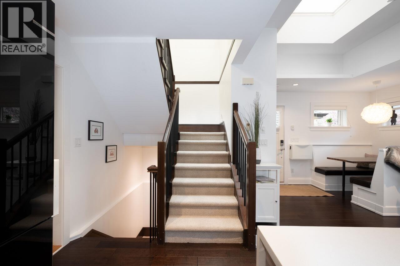 250 E 10th Street, North Vancouver, British Columbia  V7L 2E1 - Photo 21 - R3072914